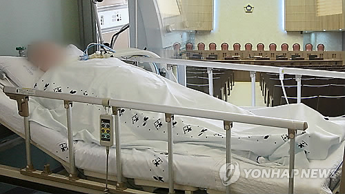 존엄사법 시행후 연명치료중단 2만명 넘어(CG)