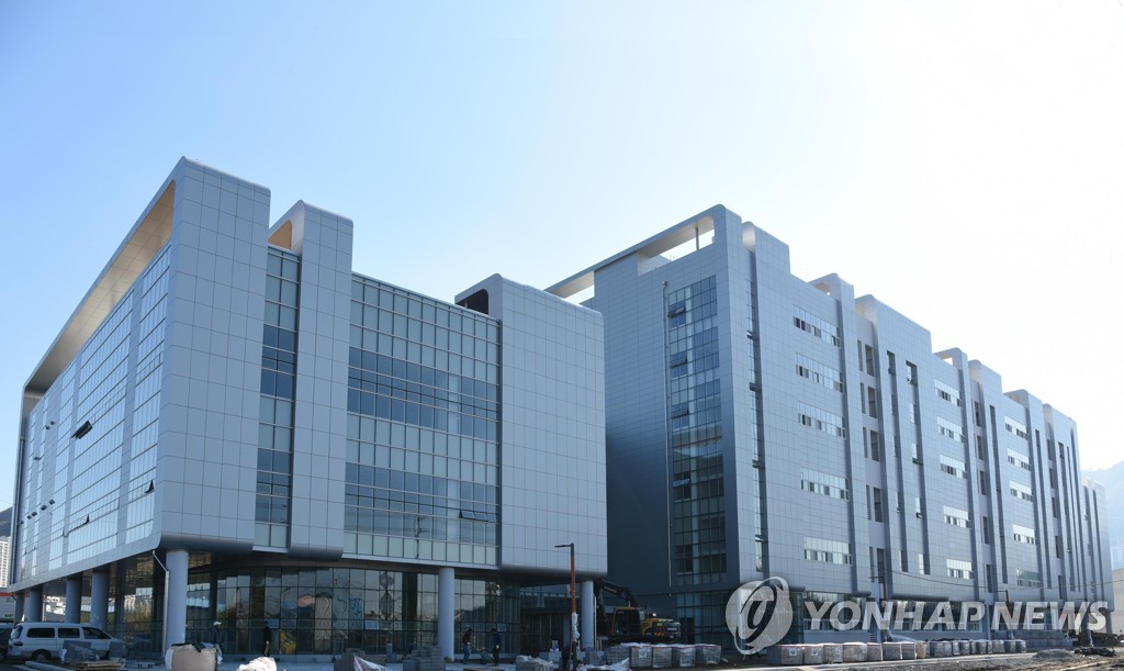 첨단신발융합허브센터