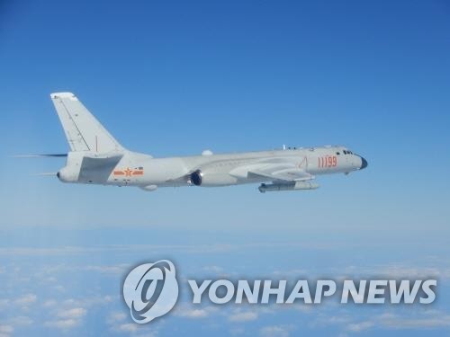 창젠 20 순항미사일 탑재한 중국 H-6K 폭격기