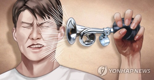'경음기로 일시청각마비' 신종병역면탈 (PG)