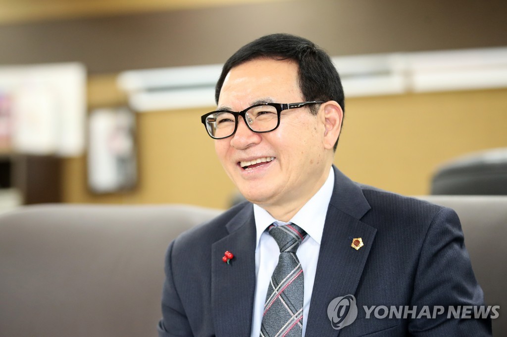이용범 인천시의회 의장