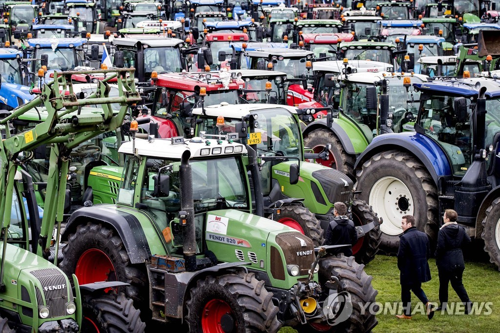 NETHERLANDS-AGRICULTURE-ENVIRONMENT-DEMO