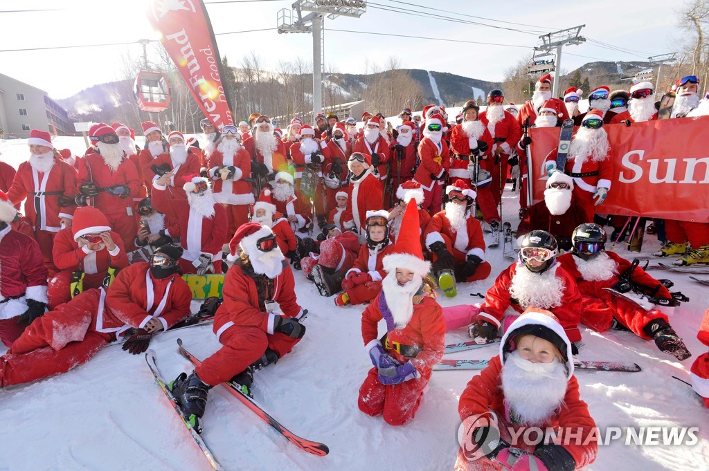 US-SANTA-FUNDRAISER