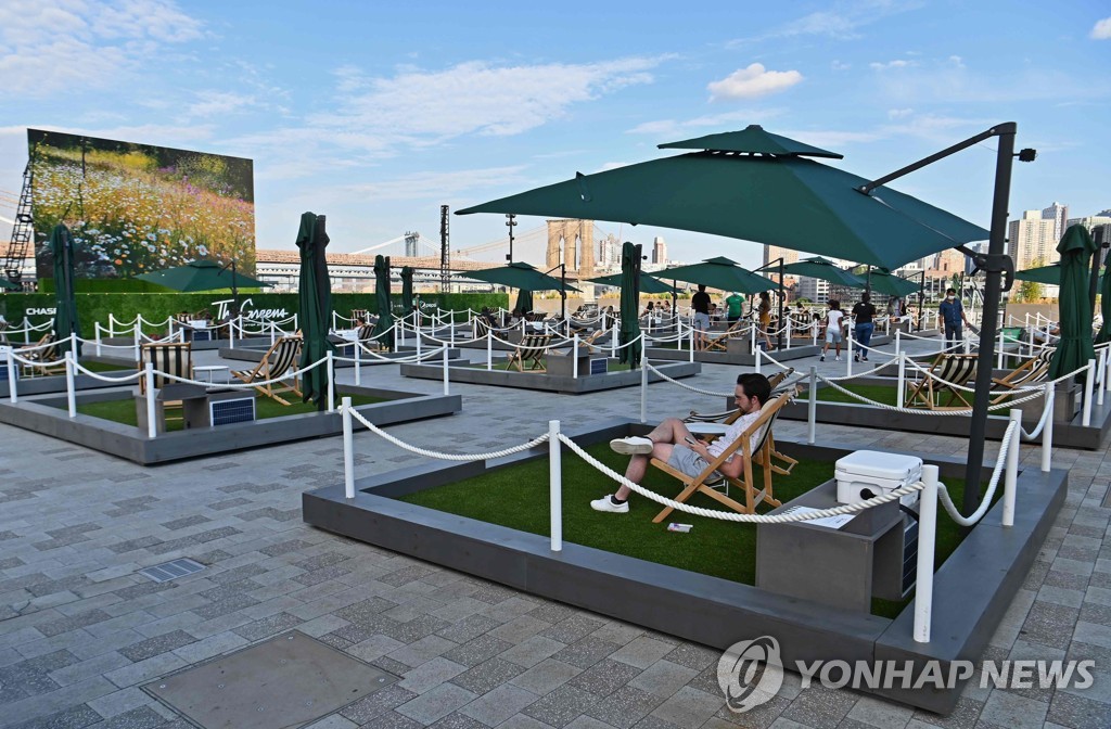 US-HEALTH-VIRUS-LEISURE