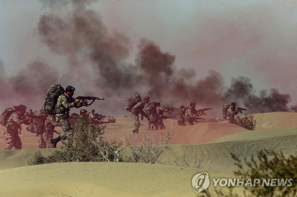 IRAN-MILITARY-DRILL