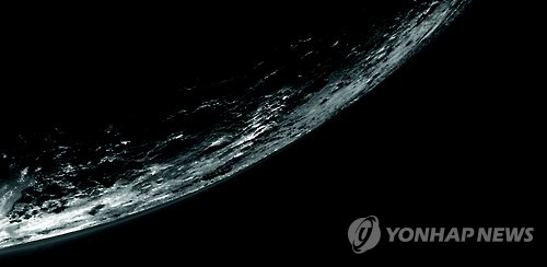 뉴호라이즌호가 포착한 명왕성