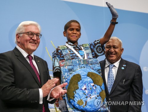 유엔기후변화협약 총회에 참석한 피지 소년 [EPA=연합뉴스]