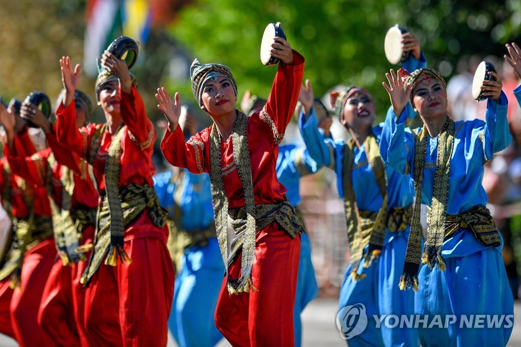HUNGARY FLOWER FESTIVAL
