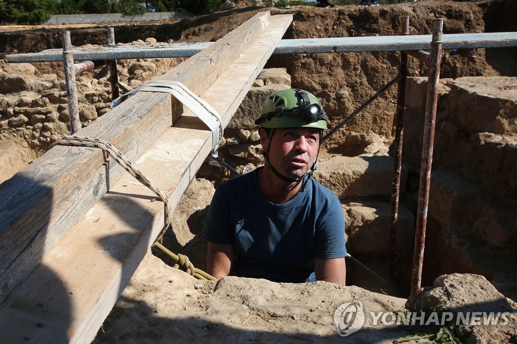 GREECE ARCHAEOLOGY