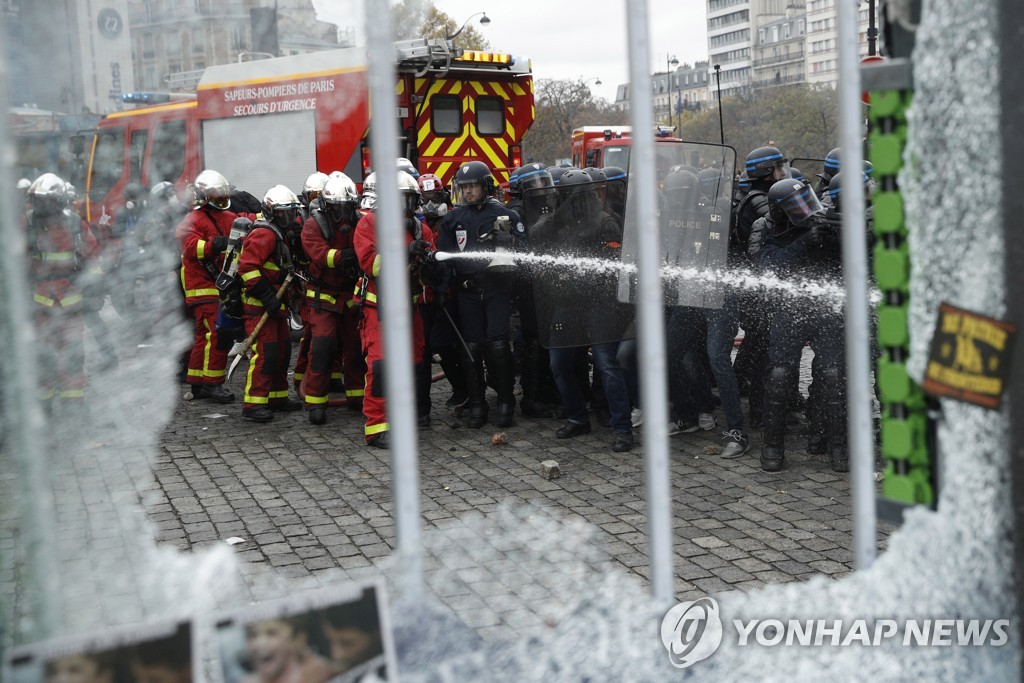 FRANCE YELLOW VESTS PROTEST