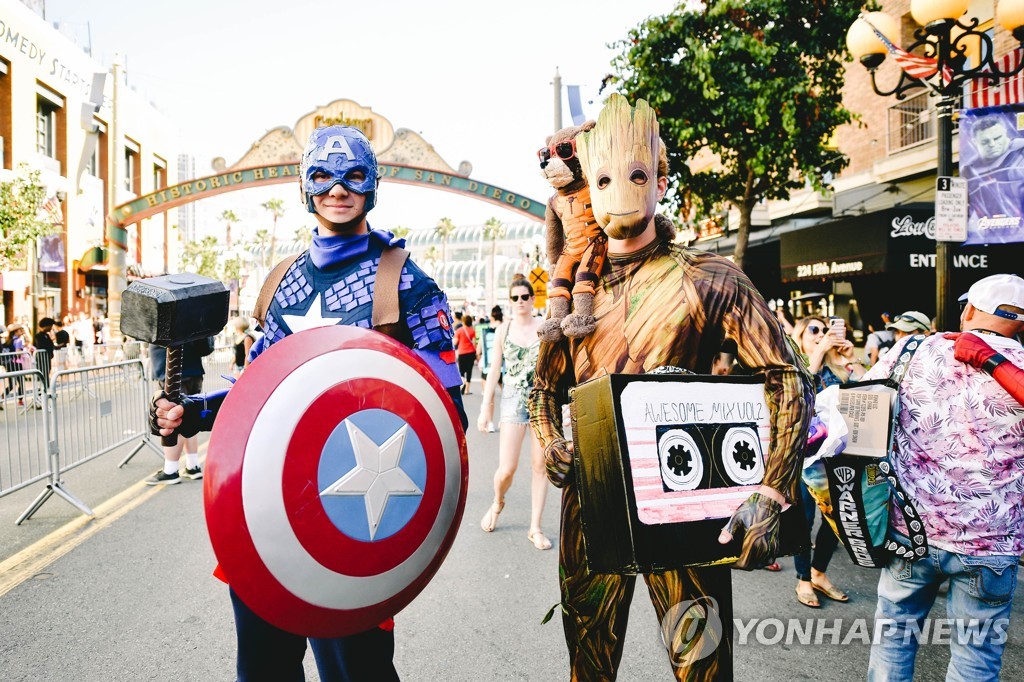 US-2019-COMIC-CON-INTERNATIONAL---GENERAL-ATMOSPHERE-AND-COSPLAY
