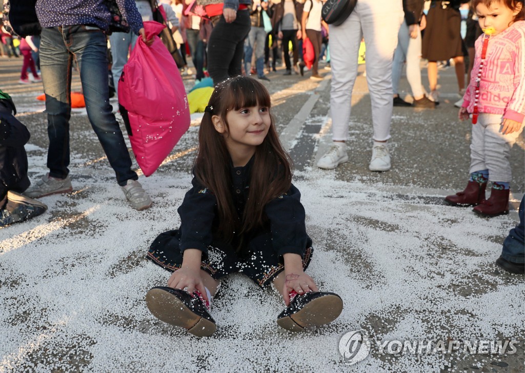 Antistress Fest mass pillow fight in Krasnodar Territory