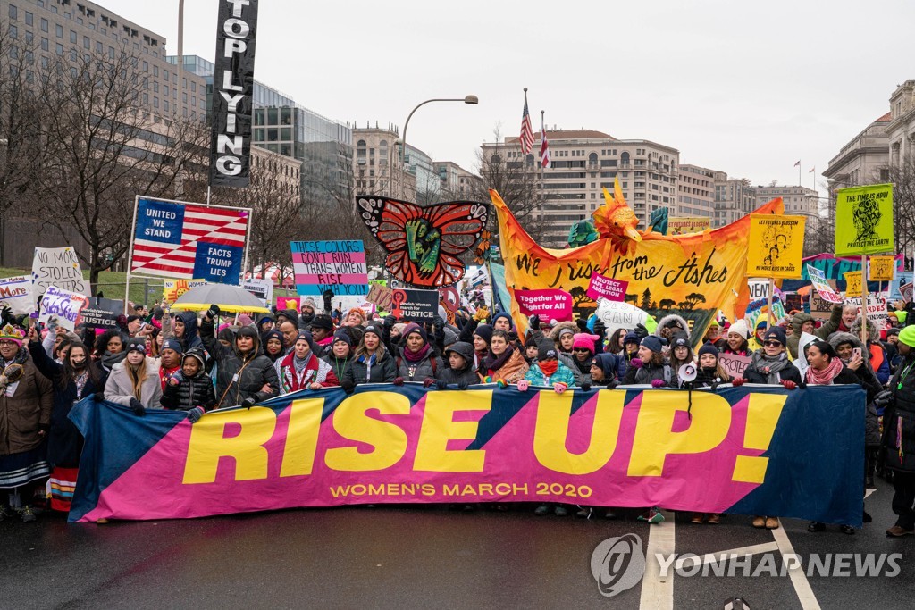 WOMEN'S MARCH