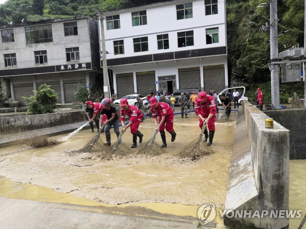 CHINA-CHONGQING-QIANJIANG-FLOOD-AFTERMATH (CN)