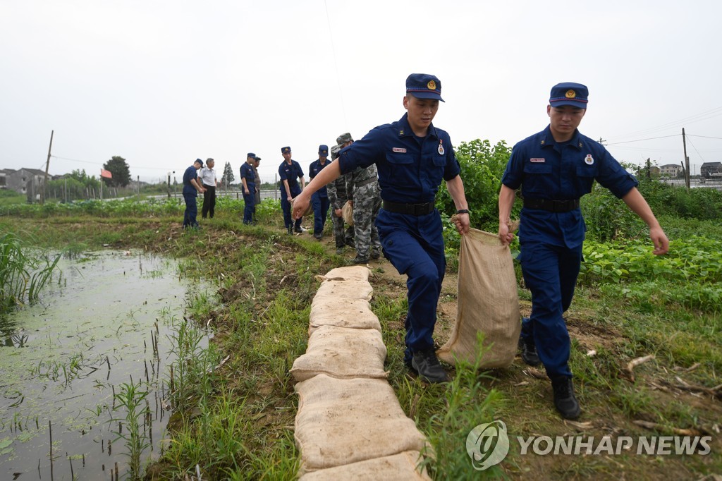 CHINA-ZHEJIANG-HUZHOU-FLOOD-PREVENTION (CN)