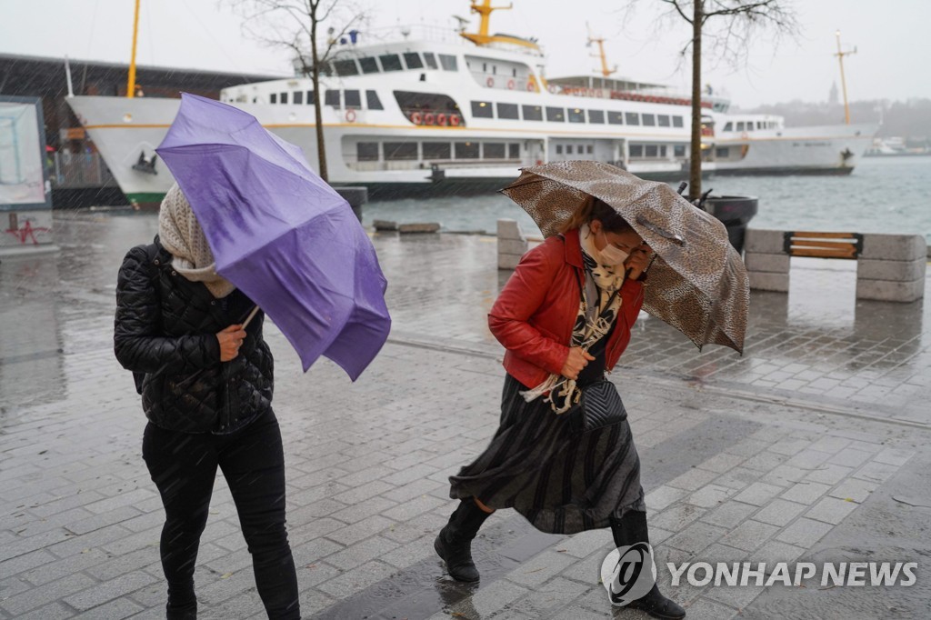 TURKEY-ISTANBUL-STRONG STORM
