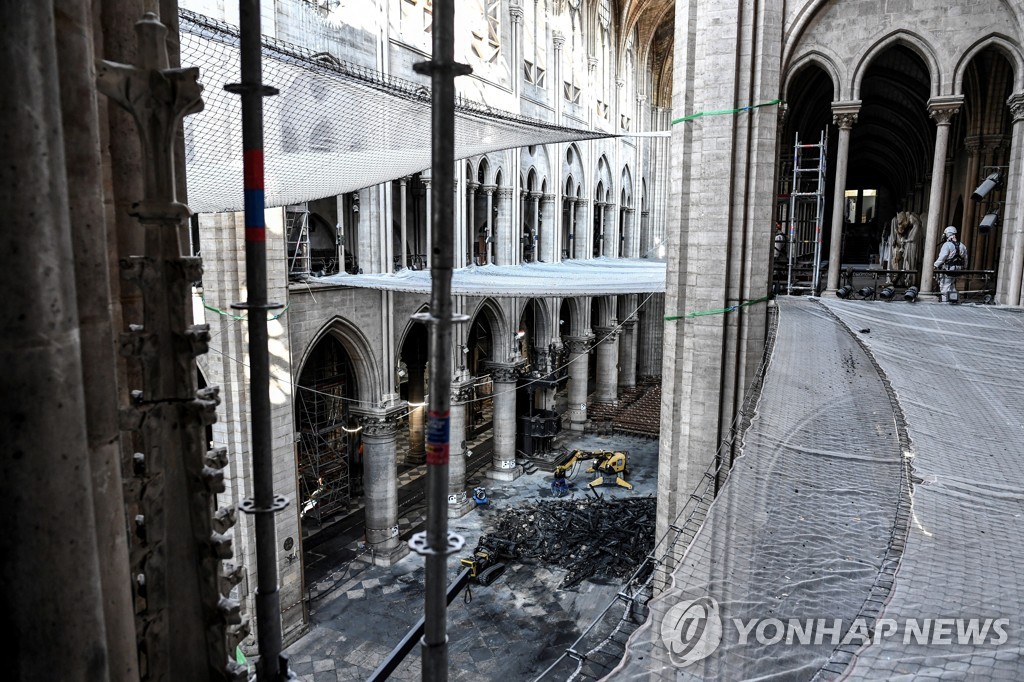 FRANCE-NOTREDAME/BUILDING SITE