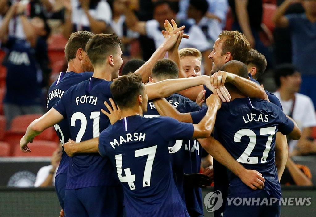 SOCCER-ICC-JUV-TOT/REPORT