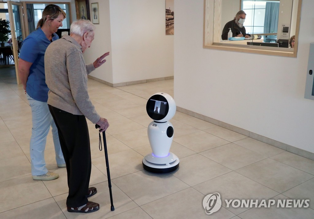 HEALTH-CORONAVIRUS/BELGIUM-ROBOTS