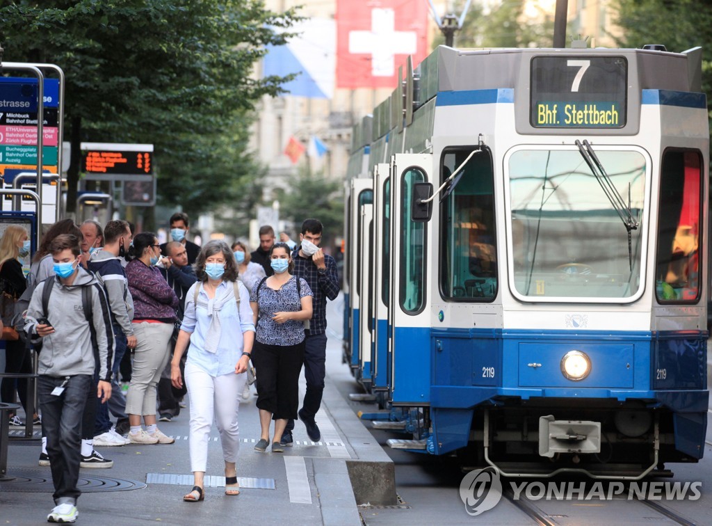 HEALTH-CORONAVIRUS/SWISS-TRANSPORT