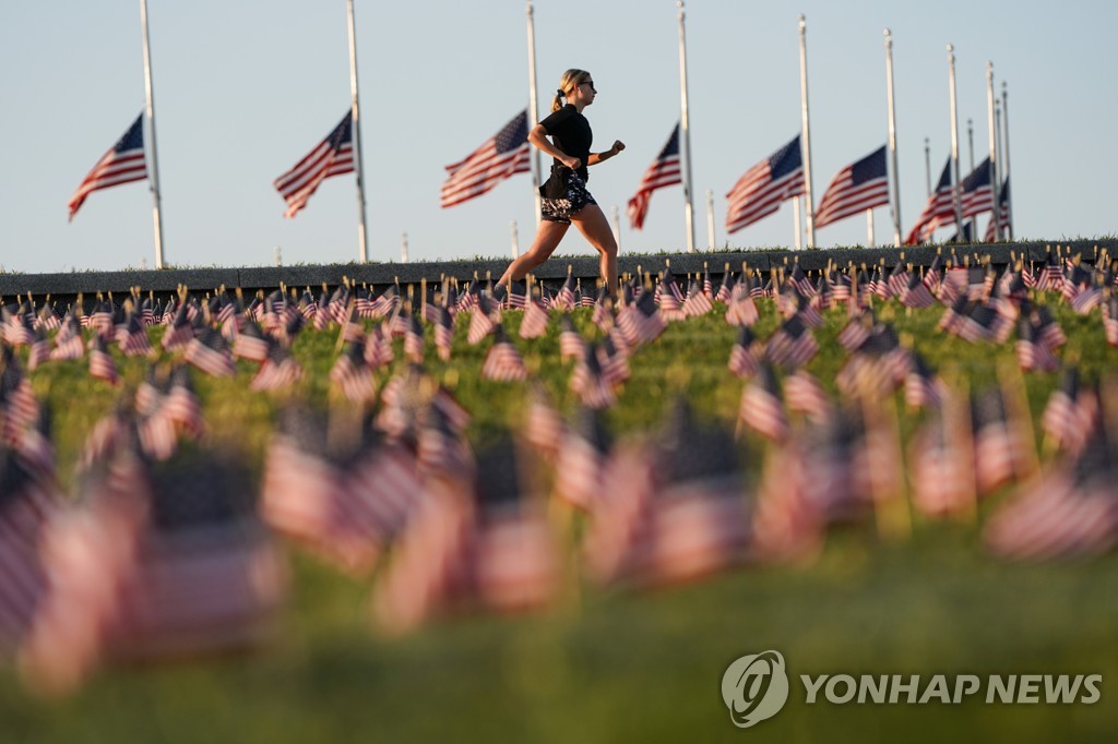 HEALTH-CORONAVIRUS/USA-MEMORIAL