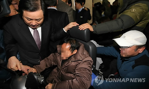 성남시의회 임시회 "예산안 처리하고 나오세요"