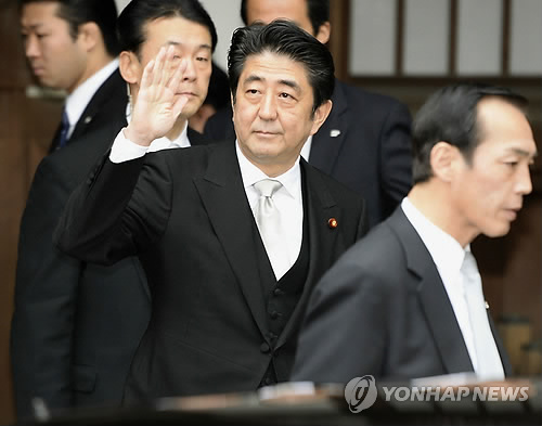 日법원, 아베 야스쿠니 참배 위헌소송 다시 기각…위헌성 판단은 없어