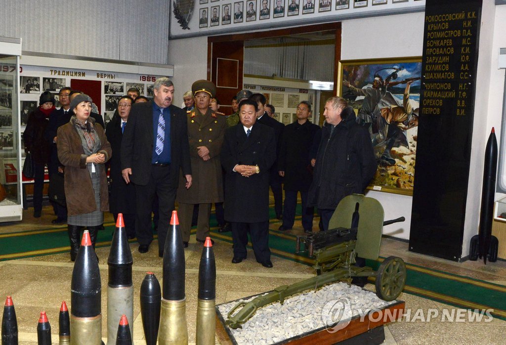 러시아 군사박물관 방문한 북한 최룡해