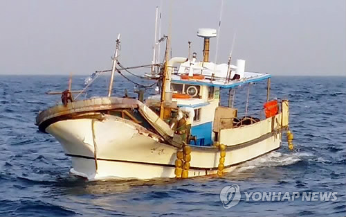 부산 근해 유조선 << 연합뉴스 자료사진 >>