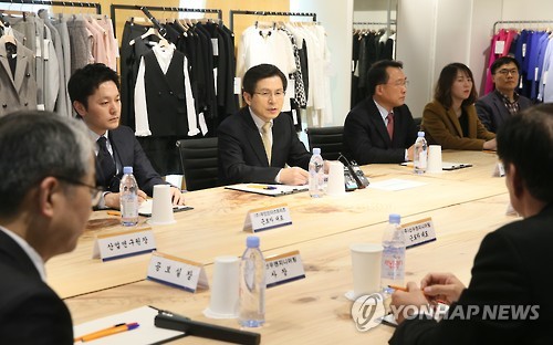 황 총리, 노동개혁 실천 현장 간담회