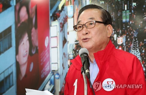 <총선> 기자회견 하는 서청원