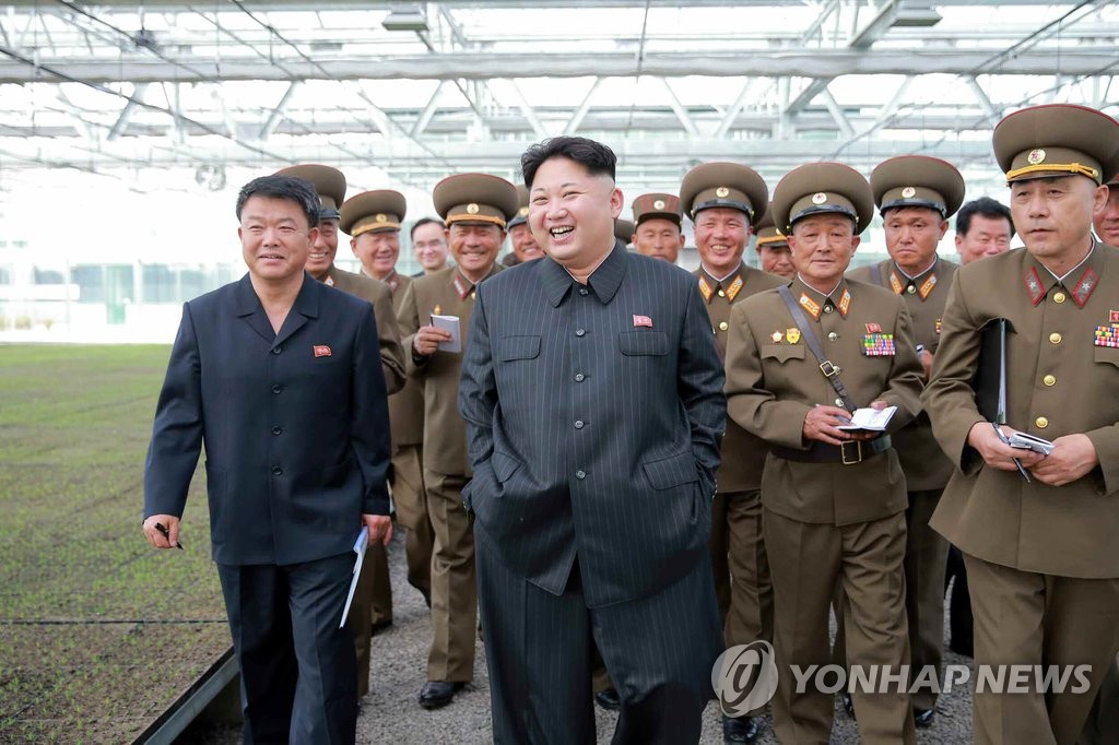 北김정은, 현대화 건설 거친 양묘장 시찰