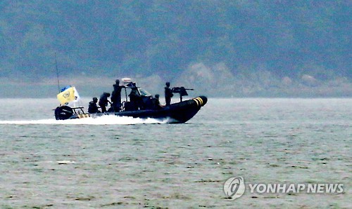 중국어선 단속 나서는 민정경찰