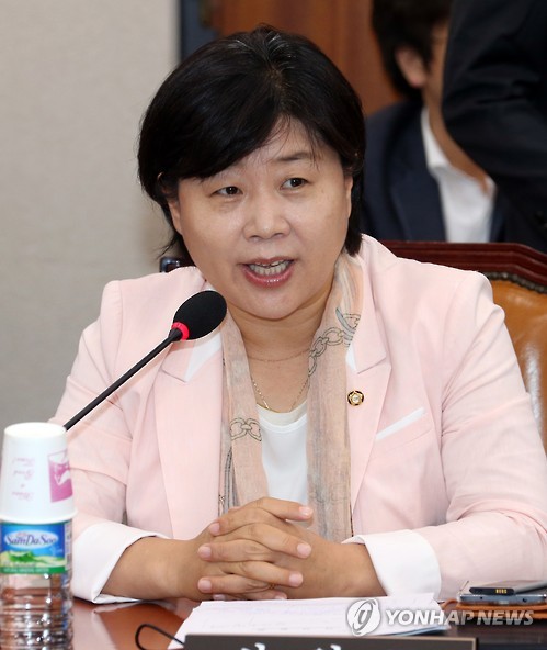 더민주 서영교, 법사위원 사퇴