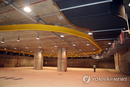 1천억 투입 중입자가속기 치료 빈건물