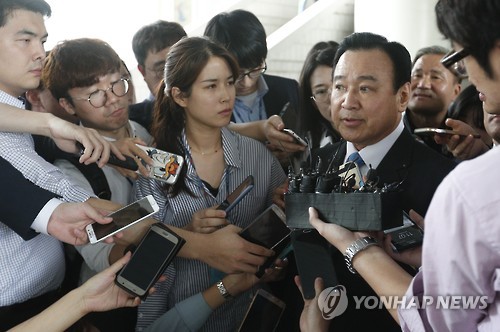 '성완종 리스트' 이완구 前총리 항소심서 무죄