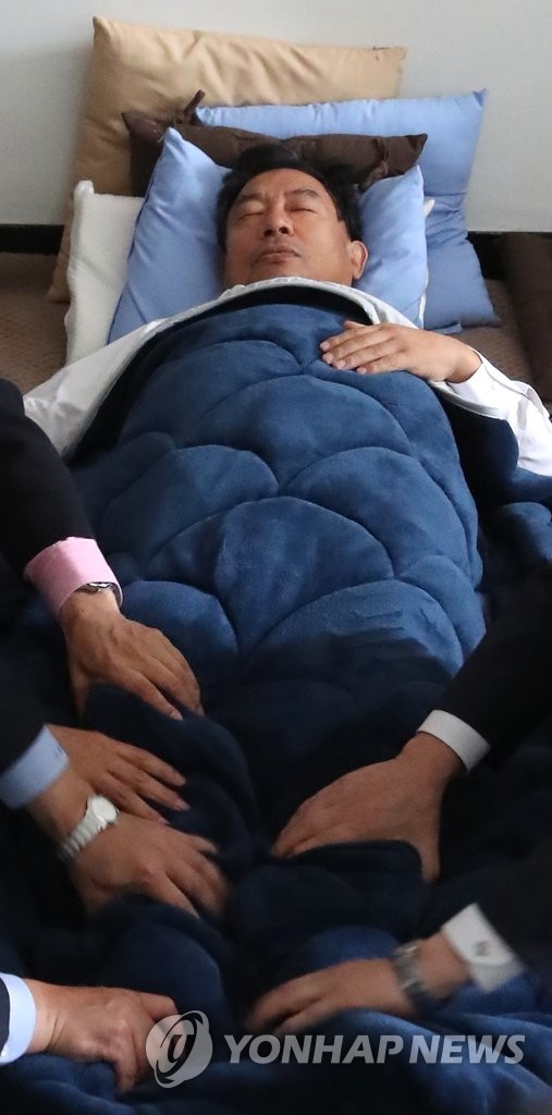 생일 맞은 이정현.. 엿새째 단식
