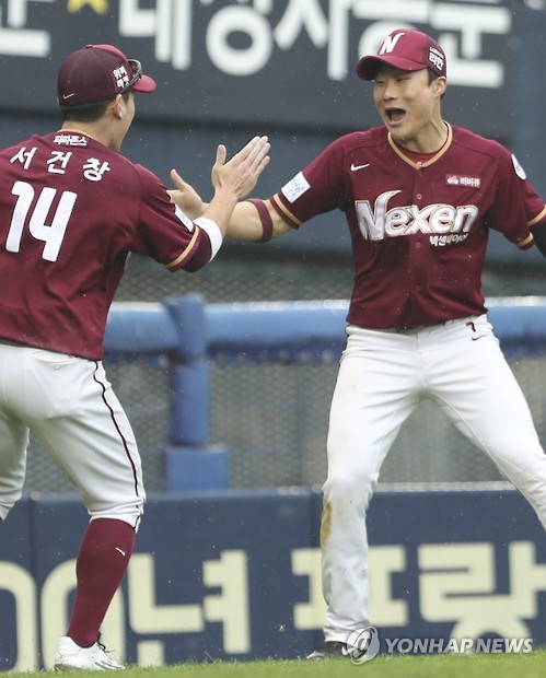서건창, 김하성 '위기탈출'