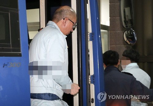 조사실 향하는 차은택