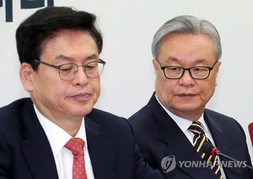 새누리당 정우택 원내대표(왼쪽)과 인명진 비대위원장(자료사진)
