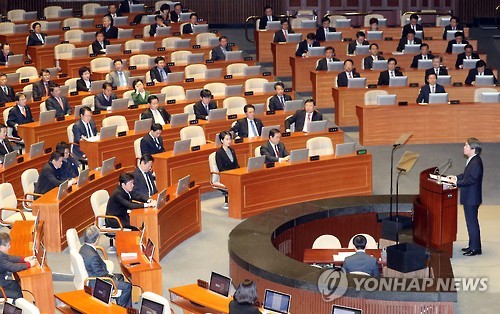연설하는 안철수