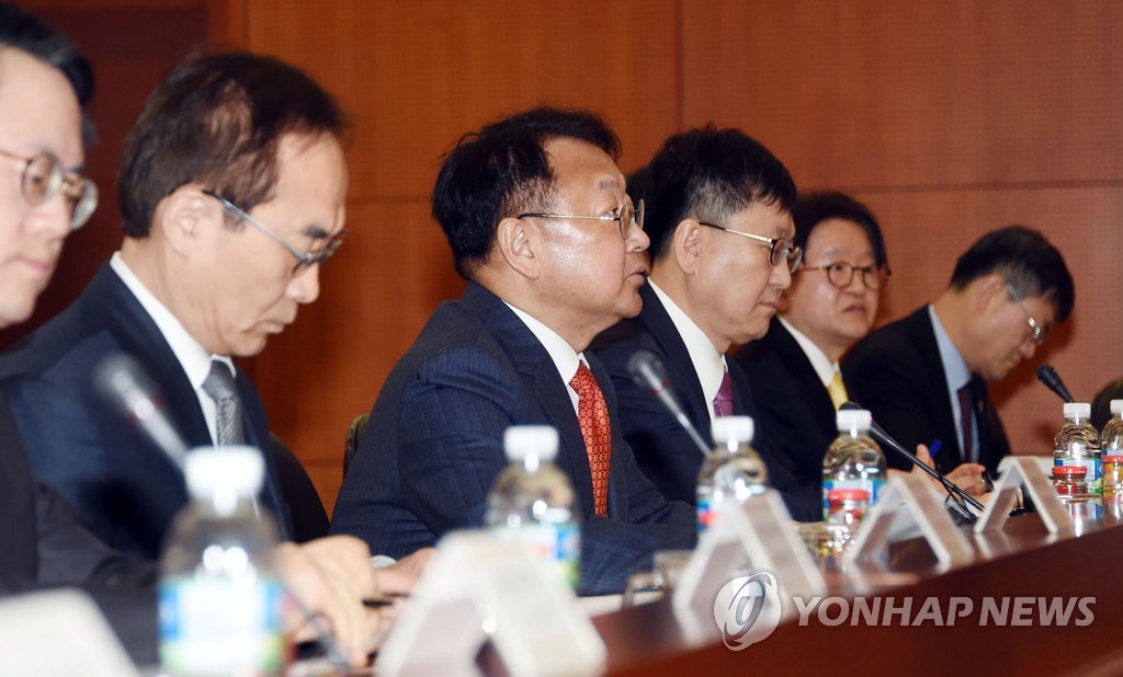 유일호 부총리, 모두발언