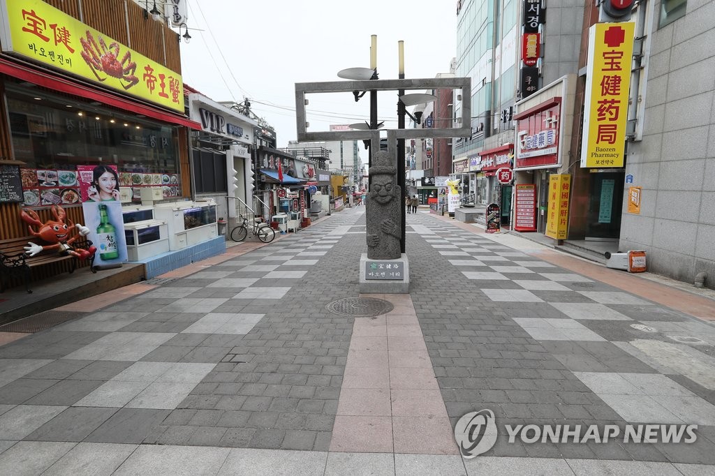 중국 관광객 끊긴 제주 바오젠거리