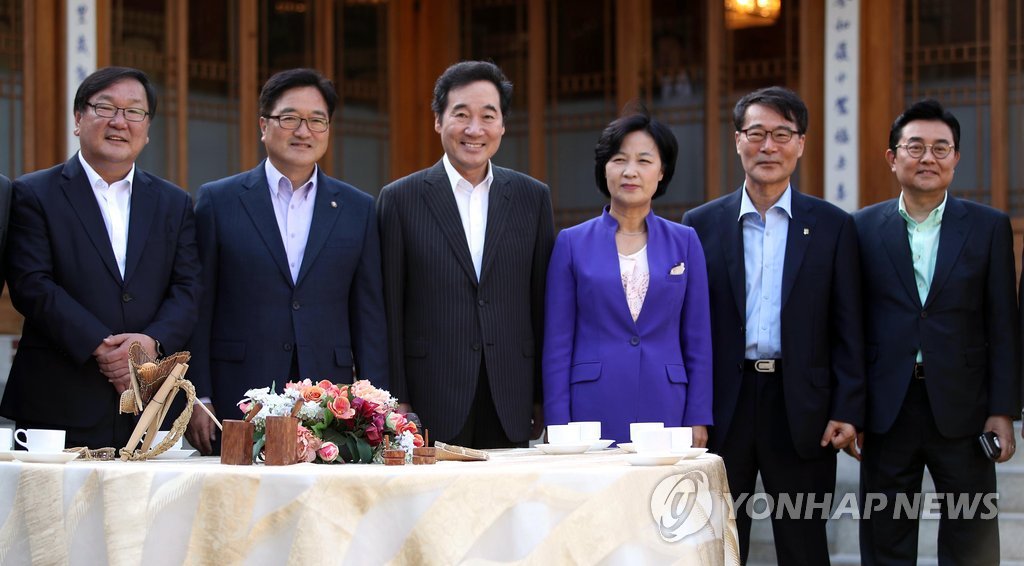 총리공관에서 열린 첫 고위 당정청회의