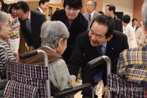 재외동포 요양시설 방문한 정세균 국회의장