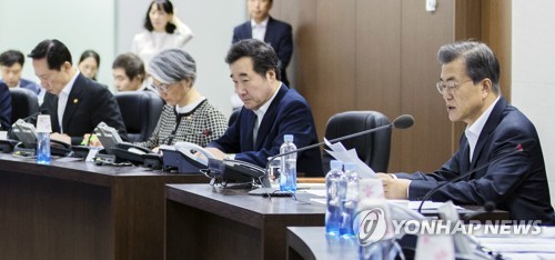 문 대통령, 국가안전보장회의 전체회의 주재