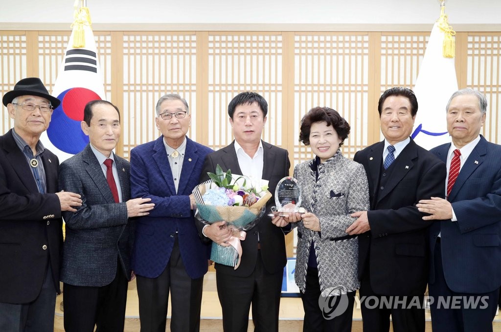 정찬민시장, 4.19혁명공로자회 특별공로상