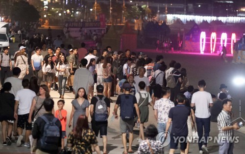 밤에도 덥다 더워 부산 첫 열대야