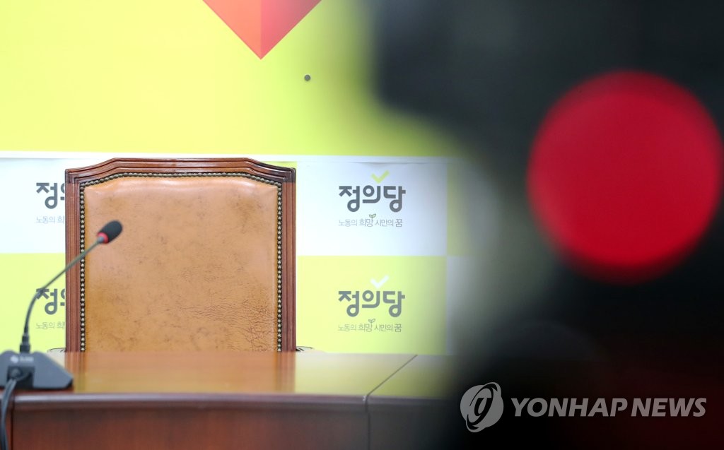 정의당 노회찬 의원 아파트서 투신사망