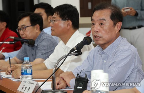 모두발언하는 김병준